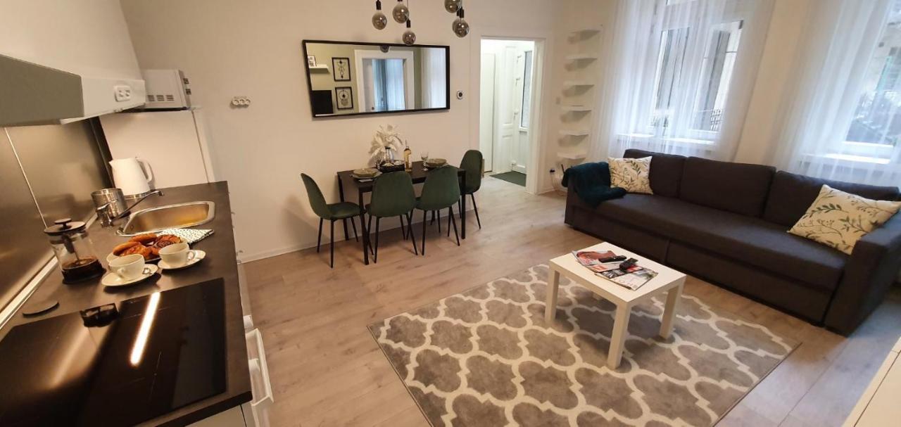 Cs14 Gold Apartment Будапеща Екстериор снимка